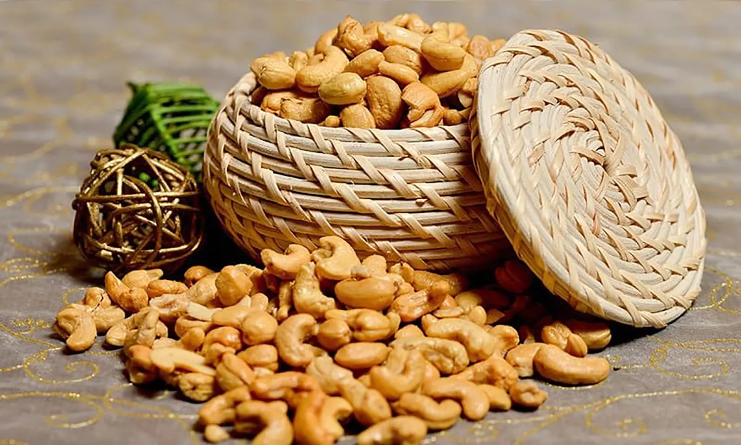 Ingat! Berikut 10 Manfaat Kacang Mete untuk Kesehatan, Terutama Bagi Ibu Hamil dan Menyusui
