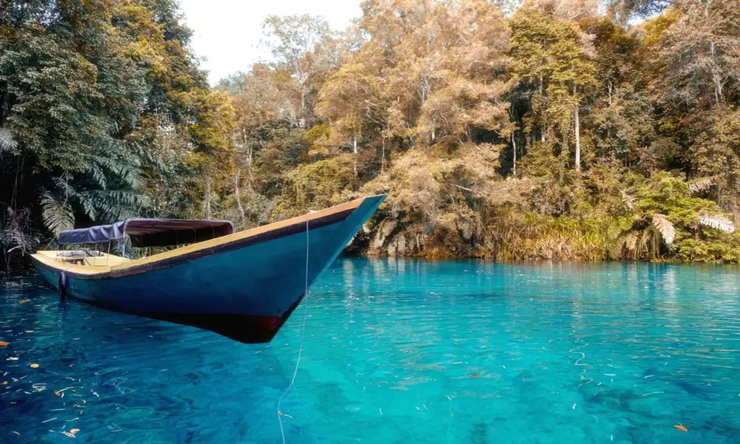 Keindahan Labuan Cermin: Permata Tersembunyi di Berau, Kalimantan Timur