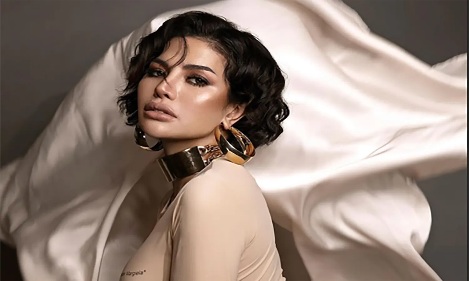 Profil dan Biodata Nikita Mirzani, Janda 3 Anak yang Tetap Sexy