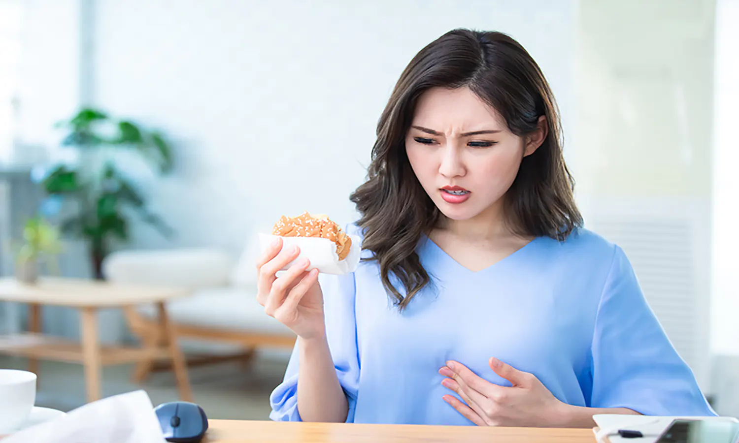 Jangan Coba-Coba Dikonsumsi, Ini Dia Pantangan Asam Lambung